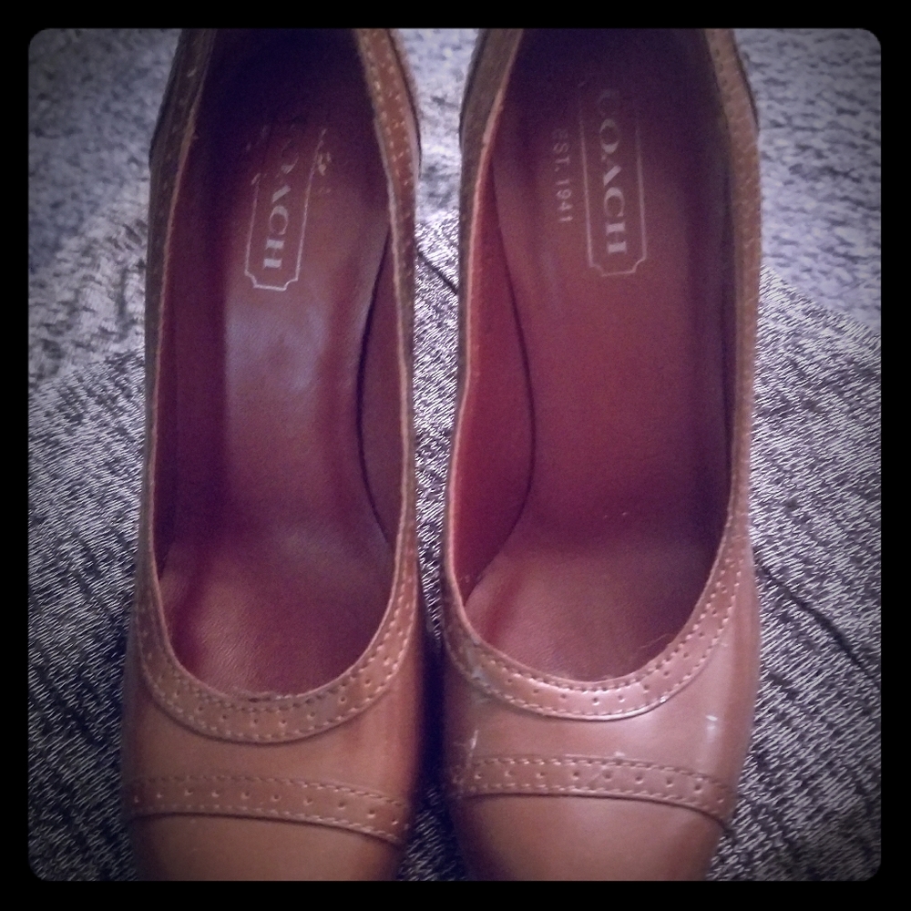 COACH HEELS CAMMY SIZE 6.5